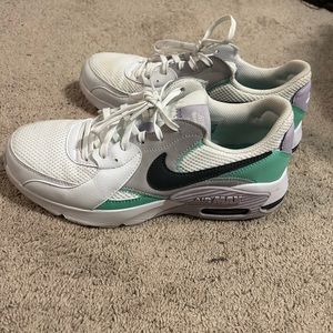 Women’s Nike air max shoes